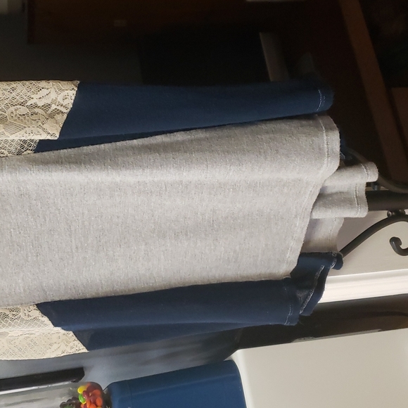 M Just Ginger Color Block Tank Top. - Picture 4 of 6